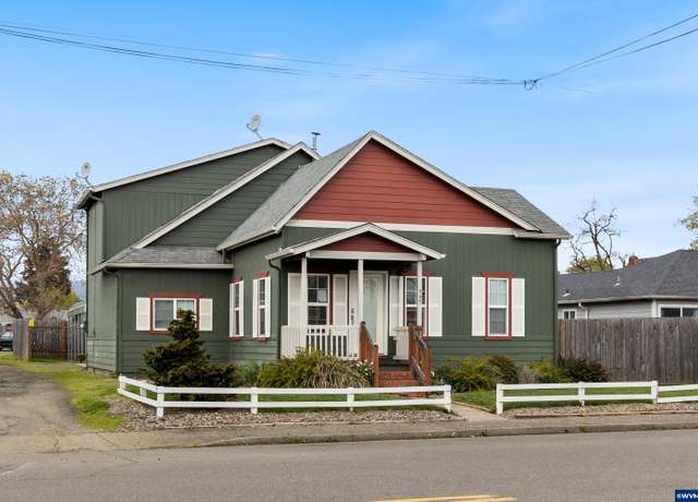 Property at 945 SE Uglow Ave, Dallas, OR 97338, 3 beds, 2 baths