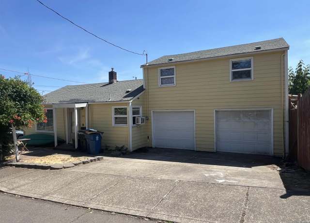 Property at 210 Hoyt St S, Salem, OR 97302, 4 beds, 1.5 baths