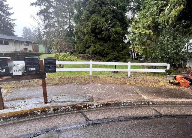 Property at 1925 NW Douglas Pl, Corvallis, OR 97330