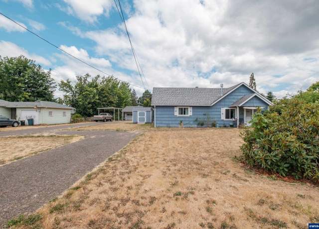 Property at 1217 1st Ave, Sweet Home, OR 97386, 2 beds, 1 bath
