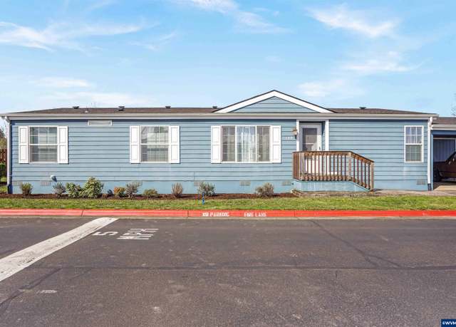 Property at 1015 Oak (Unit St Unit 109), Silverton, OR 97381, 3 beds, 2 baths