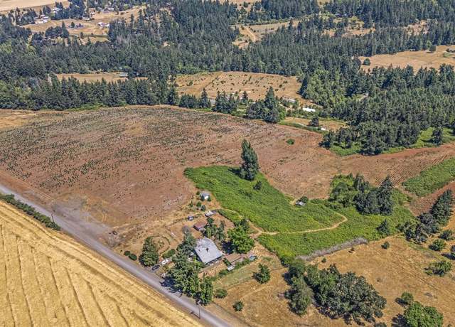 Property at 7138 Grandview Ave, Scotts Mills, OR 97375, 5 beds, 2 baths