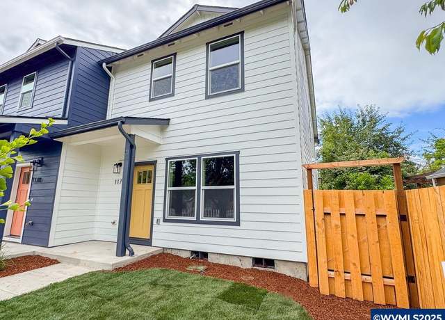 Property at 1174 7th St NW, Salem, OR 97304, 3 beds, 2.5 baths