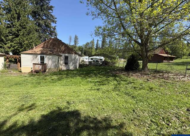 Property at 30652 Spring St, Lebanon, OR 97355, 3 beds, 1 bath
