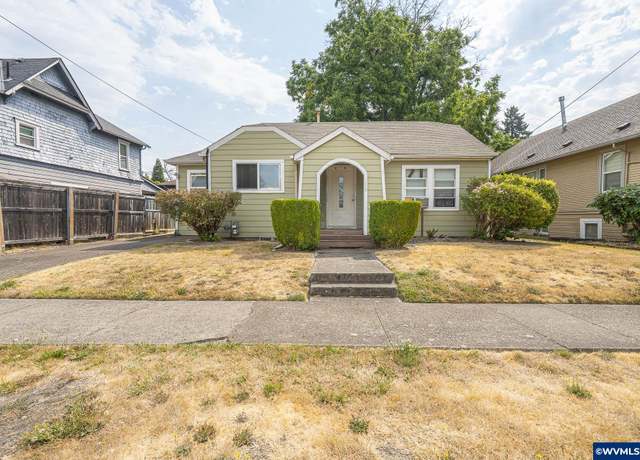 Property at 335 NW 16th St, Corvallis, OR 97330, 5 beds, 2 baths