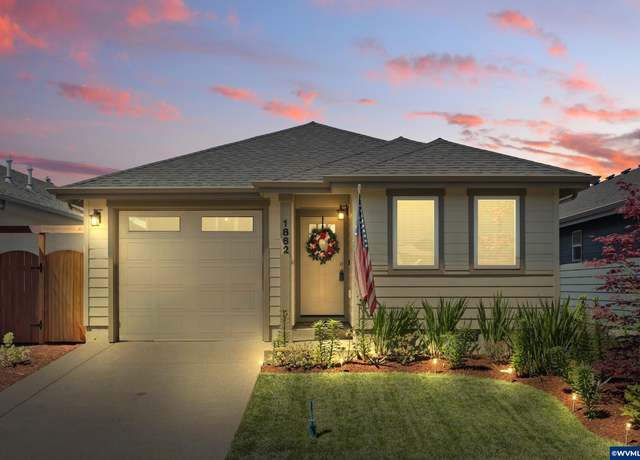 Property at 1862 SE Mulberry Ave, Dallas, OR 97338, 2 beds, 2 baths