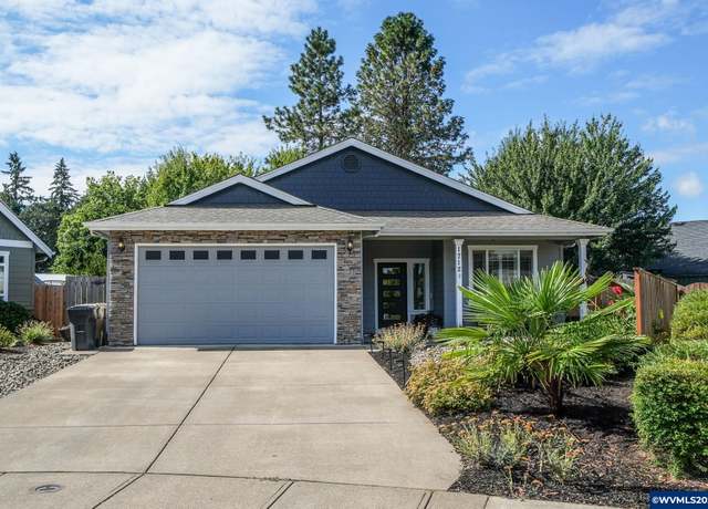 Property at 1712 SW 25th Ave, Albany, OR 97321, 3 beds, 2 baths