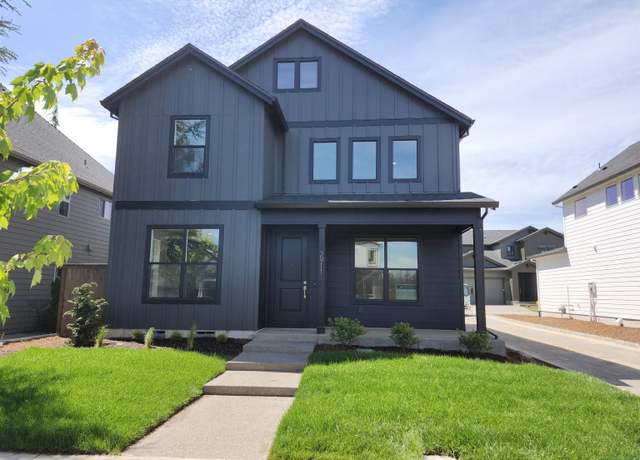 Property at 2911 Olympic St, Woodburn, OR 97071, 3 beds, 2.5 baths