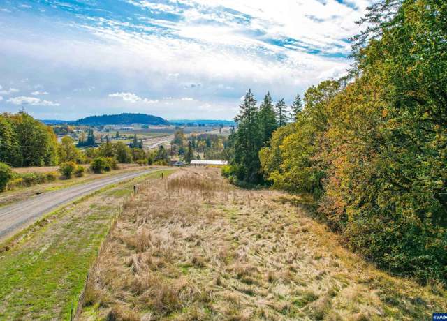 Property at 10865 Southview Lp SE, Jefferson, OR 97352