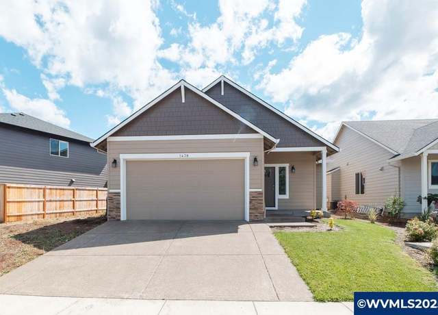 Property at 1438 45th Ave, Sweet Home, OR 97386, 3 beds, 2 baths