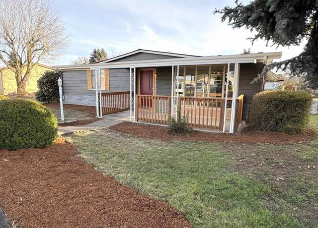 Property at 450 SE Lacreole Dr #1, Dallas, OR 97338, 2 beds, 2 baths