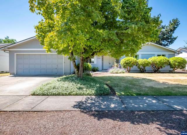 Property at 2382 NE Latona Dr, Keizer, OR 97303, 3 beds, 2 baths