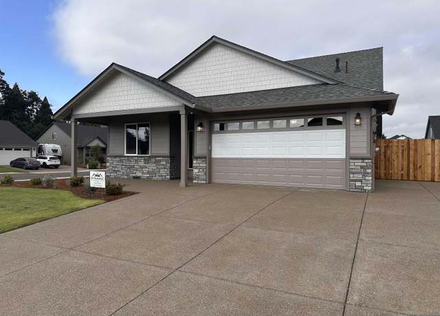 Property at 243 NE Pine St, Sublimity, OR 97385, 3 beds, 2 baths