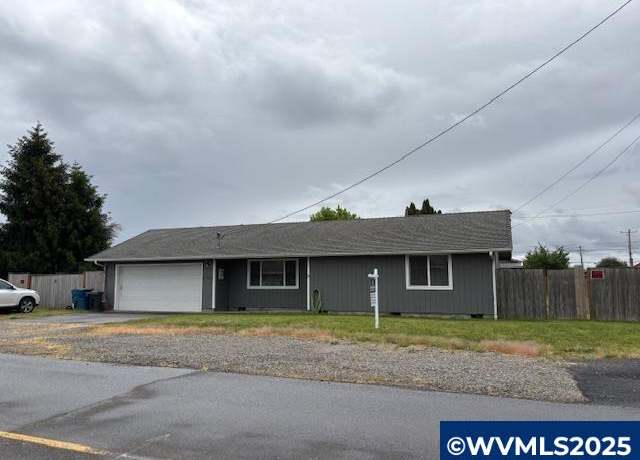 Property at 290 Cleveland St, Aumsville, OR 97325, 2 beds, 1 bath