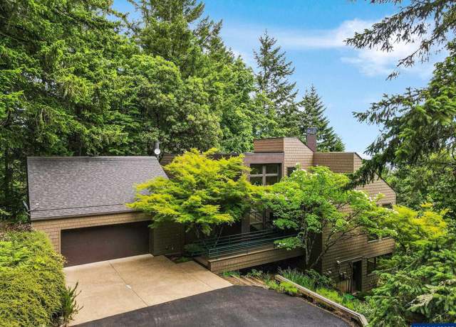 Property at 6815 NW Concord Dr, Corvallis, OR 97330, 3 beds, 2.5 baths