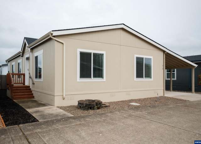 Property at 200 Market St #216, Lebanon, OR 97355, 3 beds, 2 baths