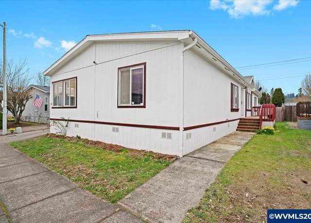 Property at 2000 Robins Ln SE #34, Salem, OR 97306, 3 beds, 2 baths