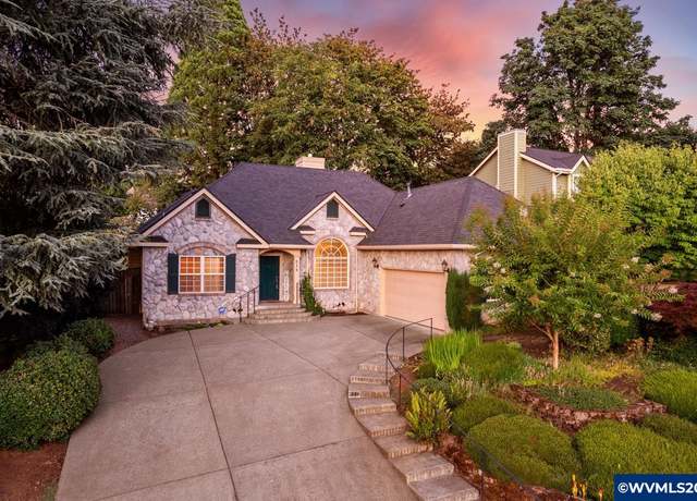 Property at 215 Ames Ct, Silverton, OR 97381, 3 beds, 2.5 baths