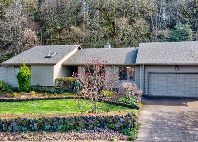 Property at 3448 Hidden Vly NW, Salem, OR 97304, 4 beds, 2.5 baths