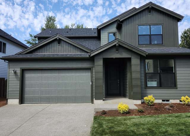 Property at 2933 Olympic St, Woodburn, OR 97071, 4 beds, 3 baths