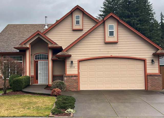 Property at 1220 SW 3rd Ave, Mill City, OR 97360, 4 beds, 3.5 baths