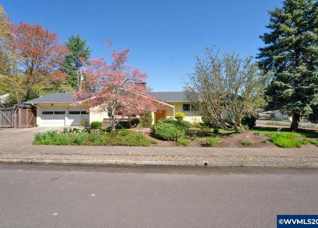 Property at 2905 NW Ashwood Dr, Corvallis, OR 97330, 3 beds, 2 baths