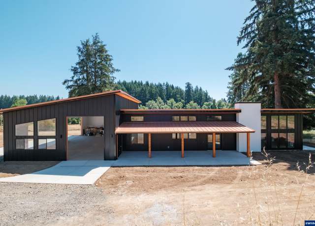 Property at 40384 Hwy 228, Sweet Home, OR 97386, 4 beds, 2 baths