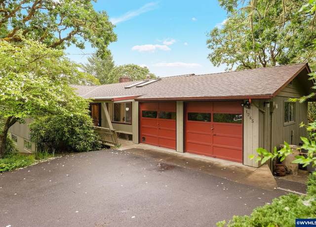 Property at 1265 NW Heather Dr, Corvallis, OR 97330, 3 beds, 3 baths