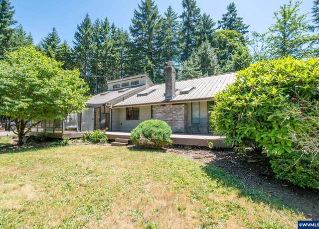 Property at 37152 Deadwood Dr, Lebanon, OR 97355, 4 beds, 2 baths