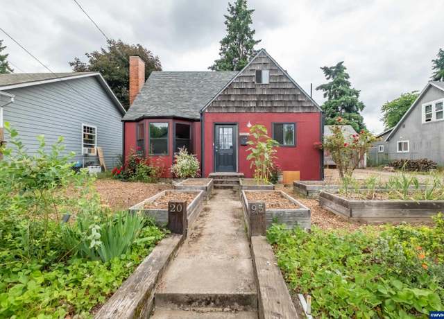 Property at 2095 Carleton Way NE, Salem, OR 97301, 2 beds, 1 bath
