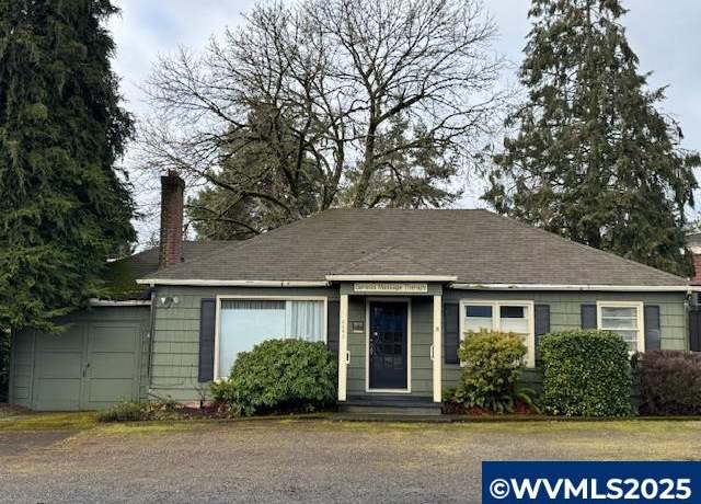 Property at 3245 Triangle Dr SE, Salem, OR 97302, 2 beds, 1.5 baths