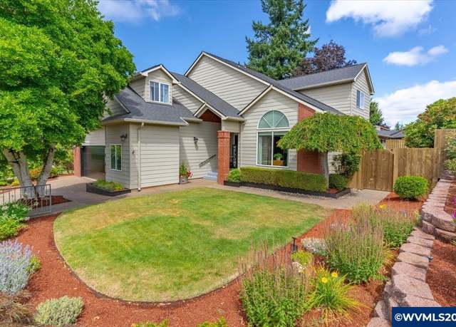 Property at 1797 Berndt Hl, Salem, OR 97302, 3 beds, 3 baths