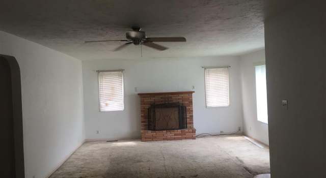 Photo of 3320 Fairhaven Ave NE, Salem, OR 97301