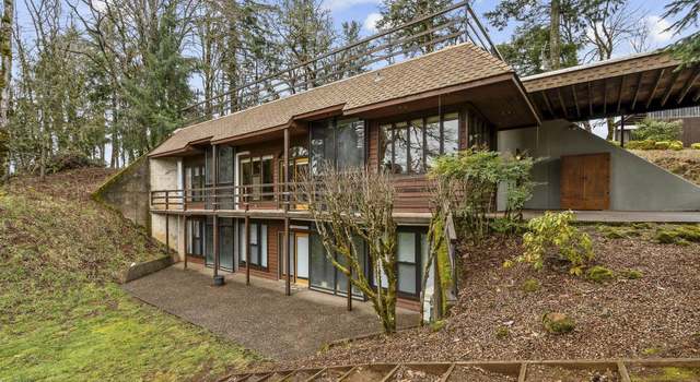 Photo of 40260 Ridge Dr, Scio, OR 97374