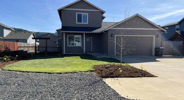 Photo of 1205 Albatross Ct, Sweet Home, OR 97386