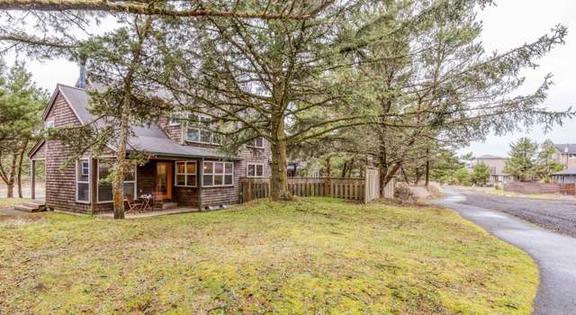 Photo of 5835 Barefoot Ln, Pacific City, OR 97135