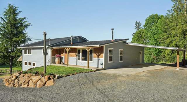 Photo of 985 Crooked Finger Rd NE, Scotts Mills, OR 97375