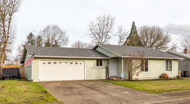 Photo of 675 S 16th St, Lebanon, OR 97355