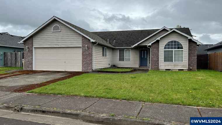 Photo of 3250 19th Ave SE Albany, OR 97322