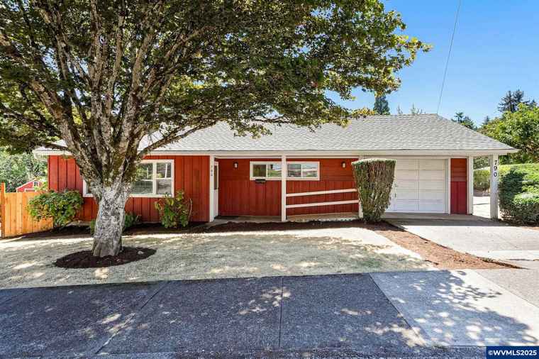 Photo of 790 Hansen Ave S Salem, OR 97302