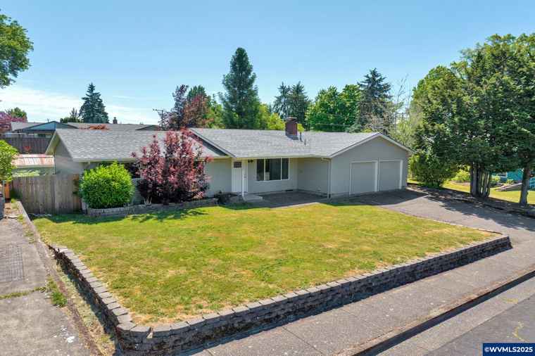 Photo of 2905 NW Stewart St Corvallis, OR 97330