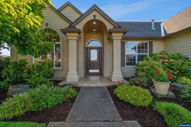 Photo of 6788 Westridge Ct N Keizer, OR 97303