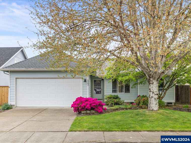Photo of 4942 SW Roseberry St Corvallis, OR 97333