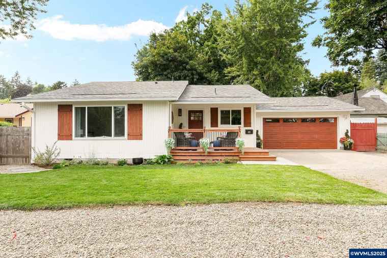 Photo of 840 Wildwind Dr Salem, OR 97302