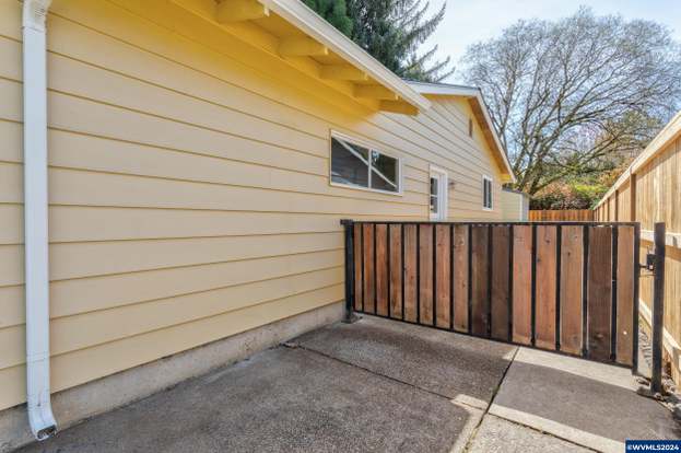 1730 NW Grant Ave, Corvallis, OR 97330 | MLS# 813579 | Redfin