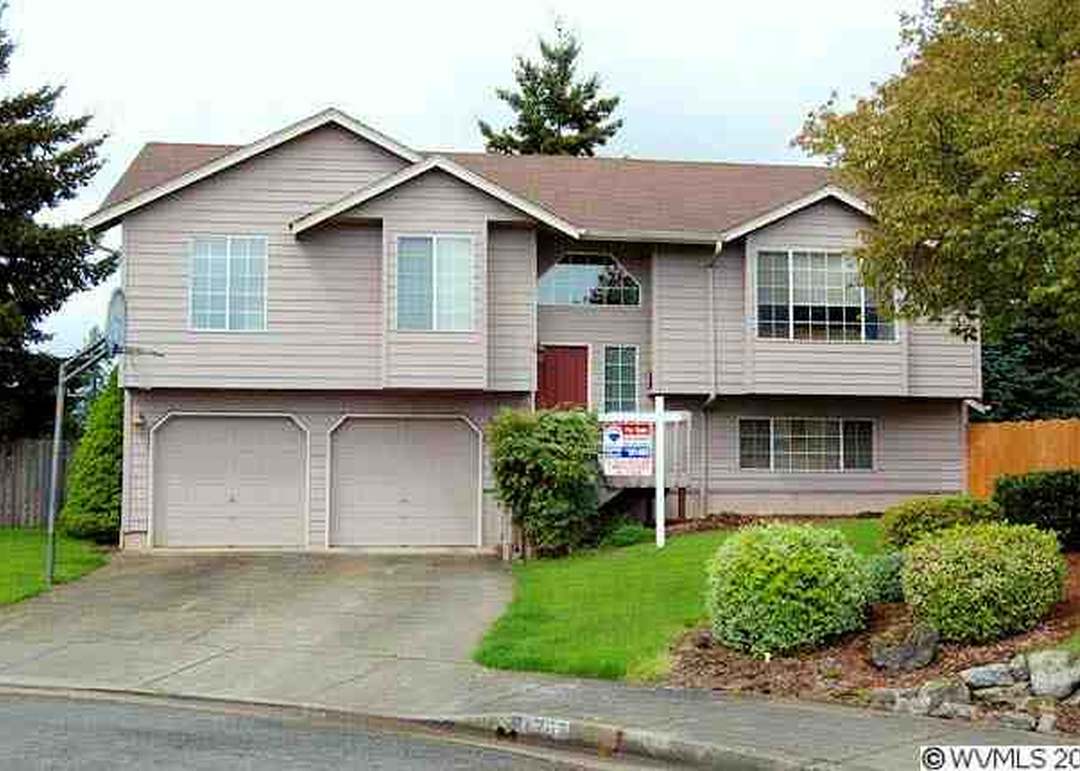 RI⭐︎ 1765 Zachris Ct NE, Keizer, OR 97303 | Redfin