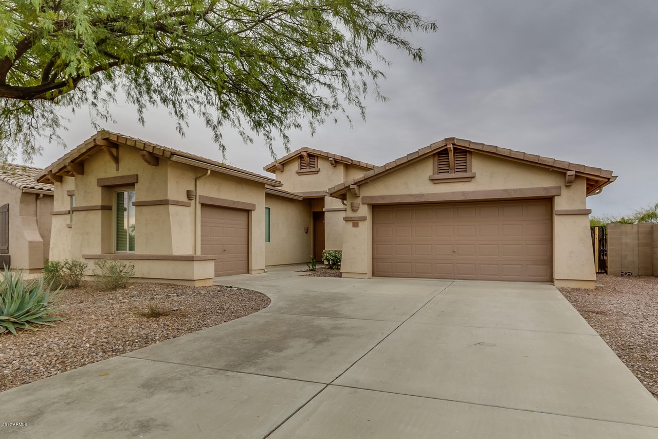 sanson⭐︎ 8178 S Bull Dog Ct, Gold Canyon, AZ 85118 | Redfin