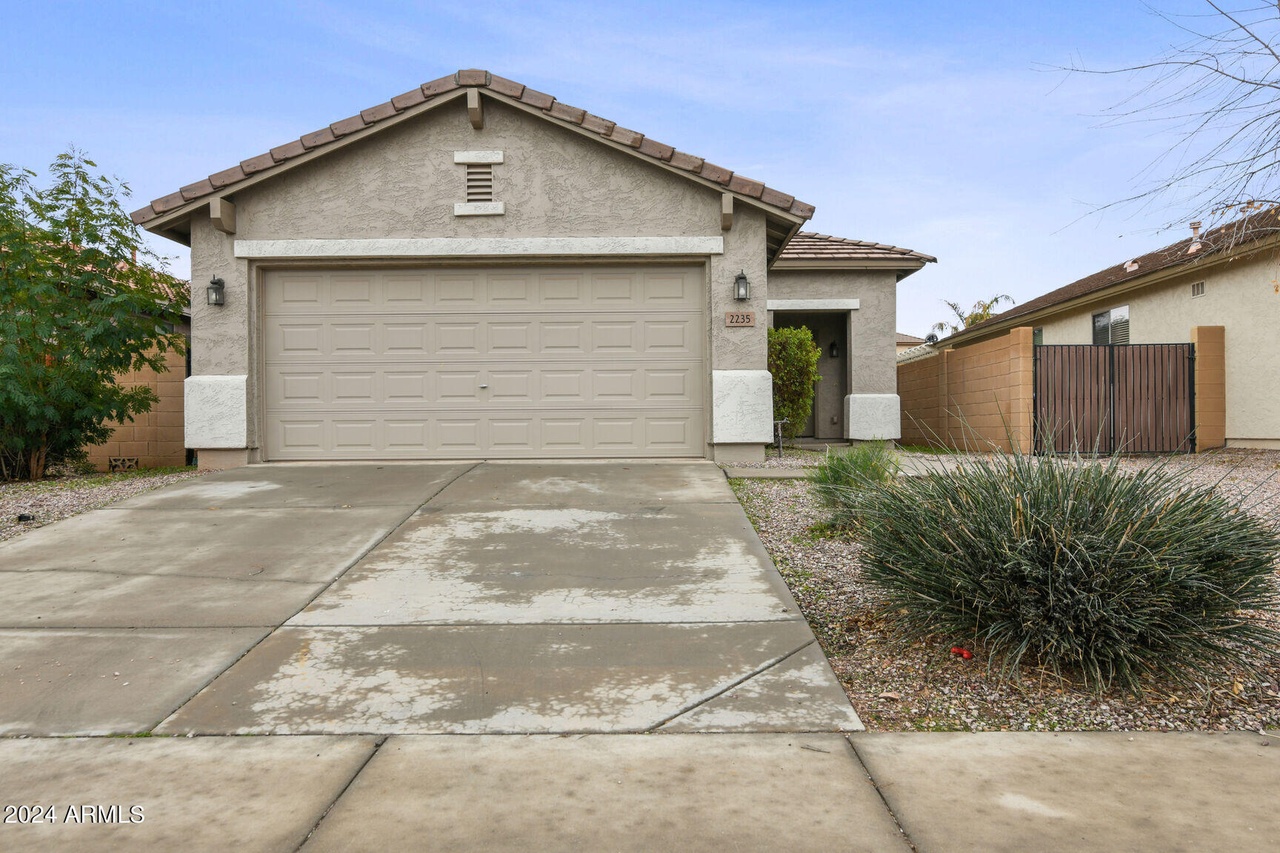 2235 W Kristina Ave, San Tan Valley, AZ 85144 | MLS# 6653170 | Redfin