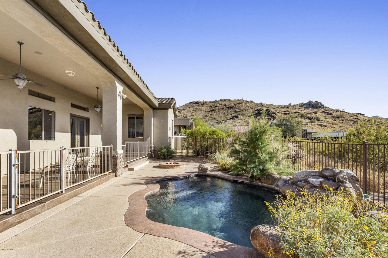 8006 S 38th Pl, Phoenix, AZ 85042