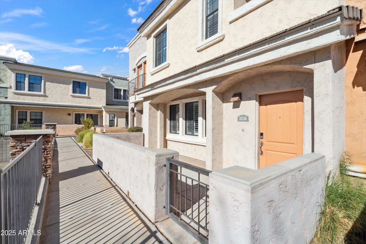 10757 N 74th St #1016, Scottsdale, AZ 85260